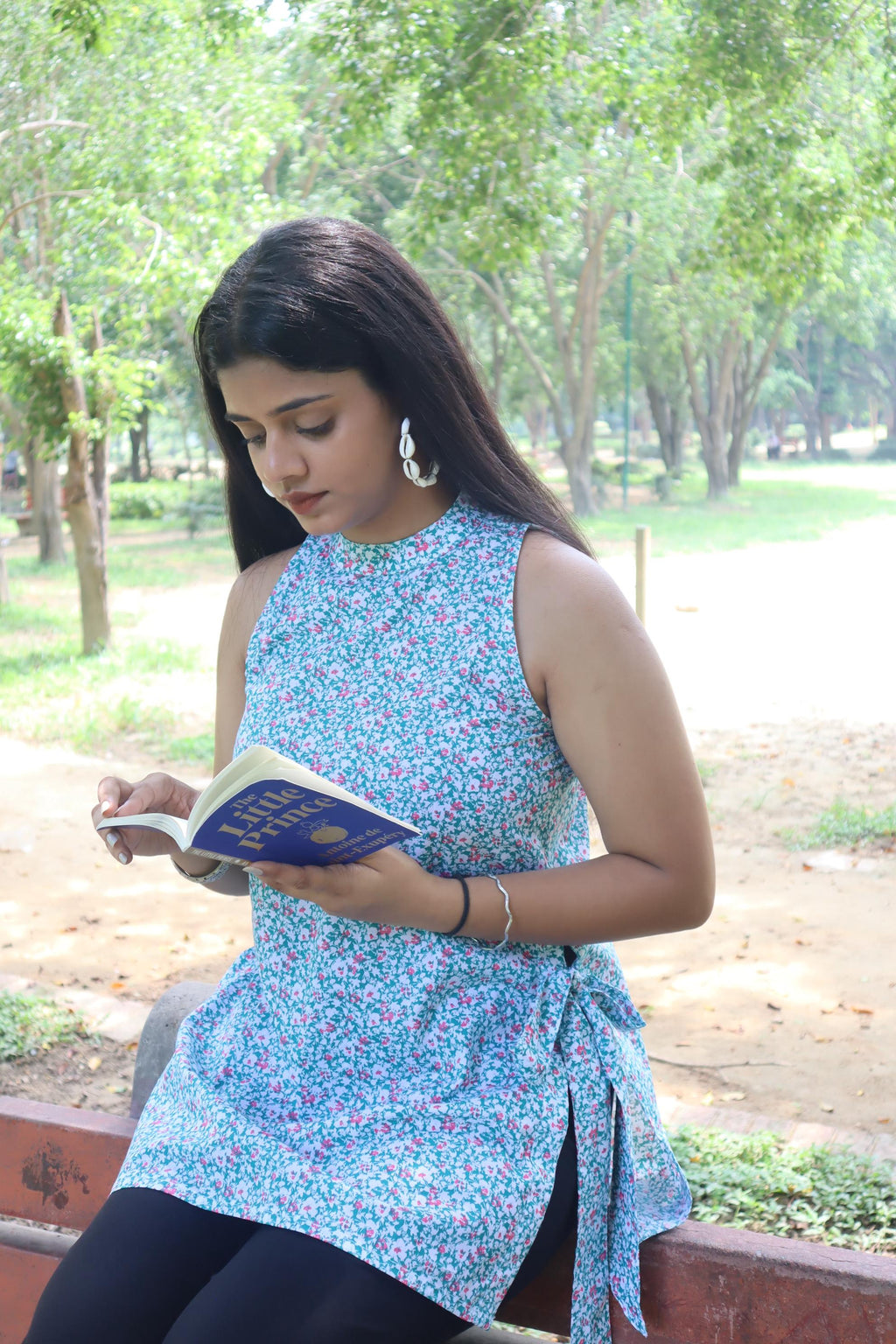 Neelam Slit Knot Kurti